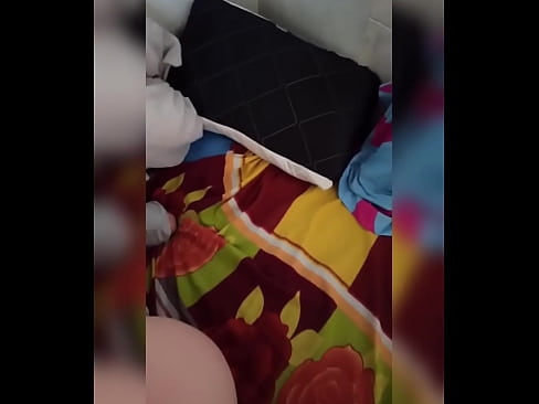 ❤️ Mening xonadoshim uyda yolg'iz qoladi, chunki eri ta'tilga ketadi va men uni sikish va eshagini sut bilan to'ldirish imkoniyatidan foydalanaman ❤ seks uz.hqpornvideos.ru ❤