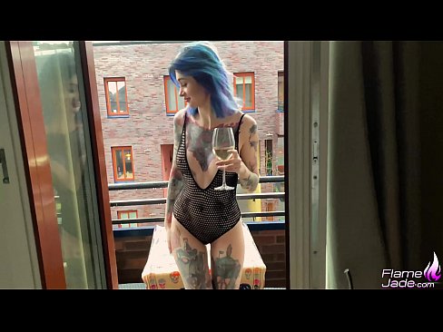 ❤️ Ochiq osmon ostida ehtiros bilan so'rayotgan ajoyib qiz ❤  seks  uz.hqpornvideos.ru ❤